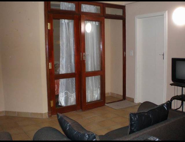 2 BEDROOM APARTMENT FOR SALE IN DURBAN CBD